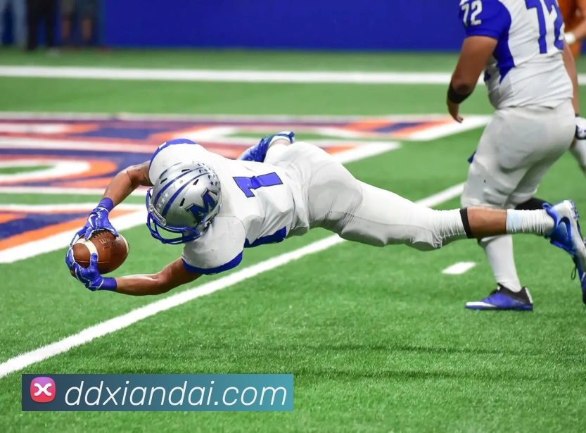 足球世界杯官方网站APP 体育赛事宣传图